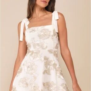 Lulus Ivory Gold Floral Tie Strap Mini Dress Size L NWT